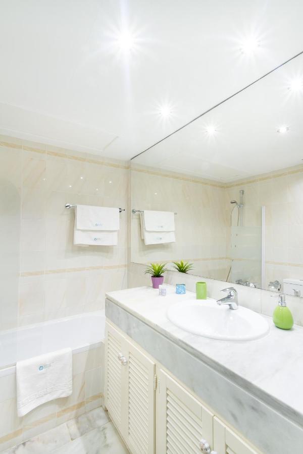 Marbella Banus Suites - Golden Beach Marbella Suite Zewnętrze zdjęcie